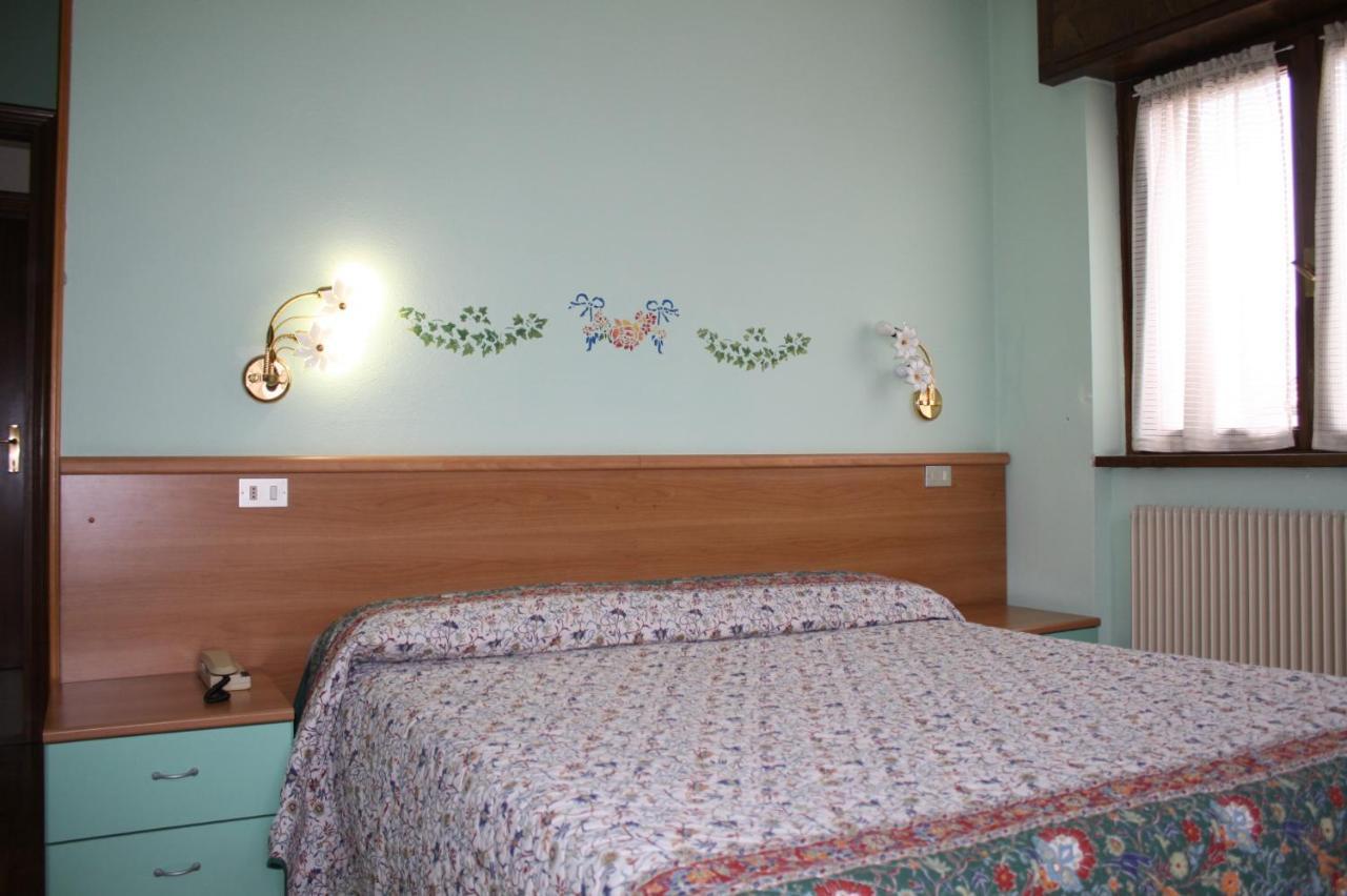 Locanda Ridevert Hotel Тионе ди Тренто Екстериор снимка