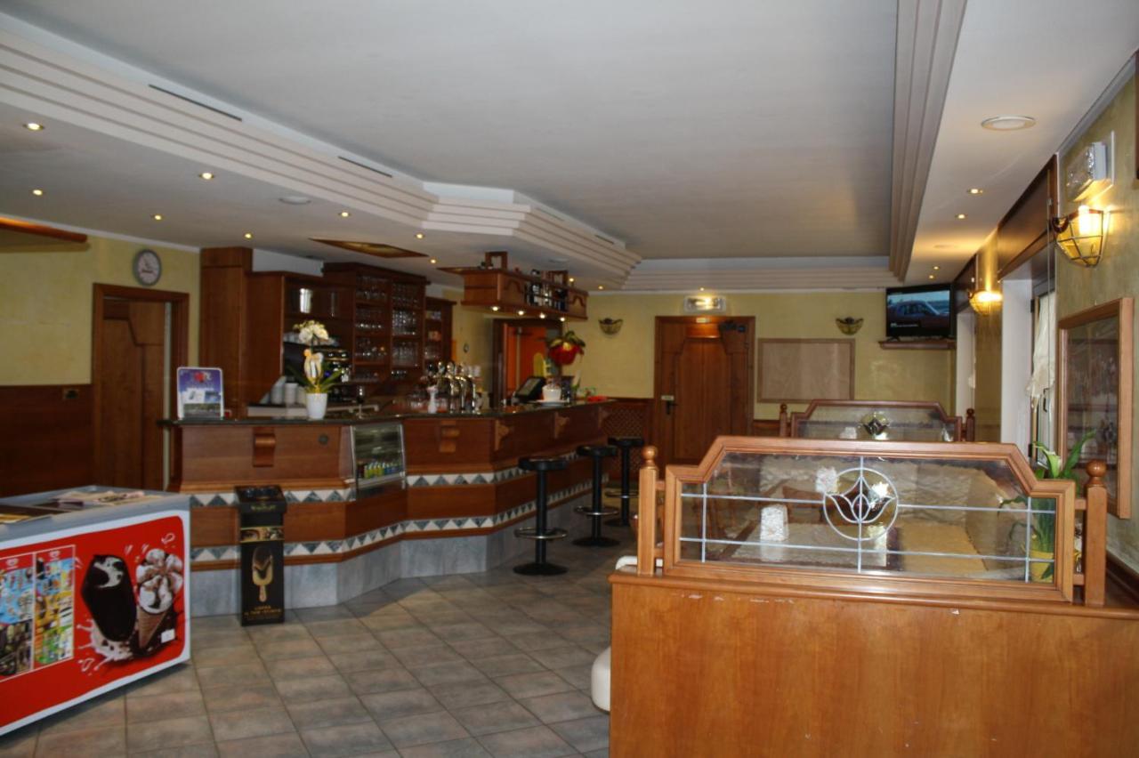 Locanda Ridevert Hotel Тионе ди Тренто Екстериор снимка