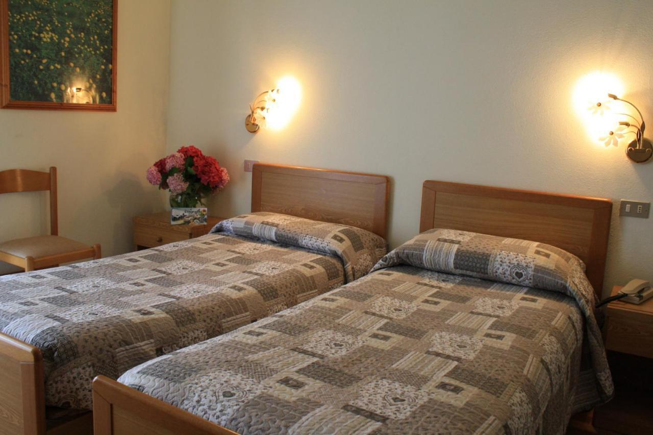 Locanda Ridevert Hotel Тионе ди Тренто Екстериор снимка