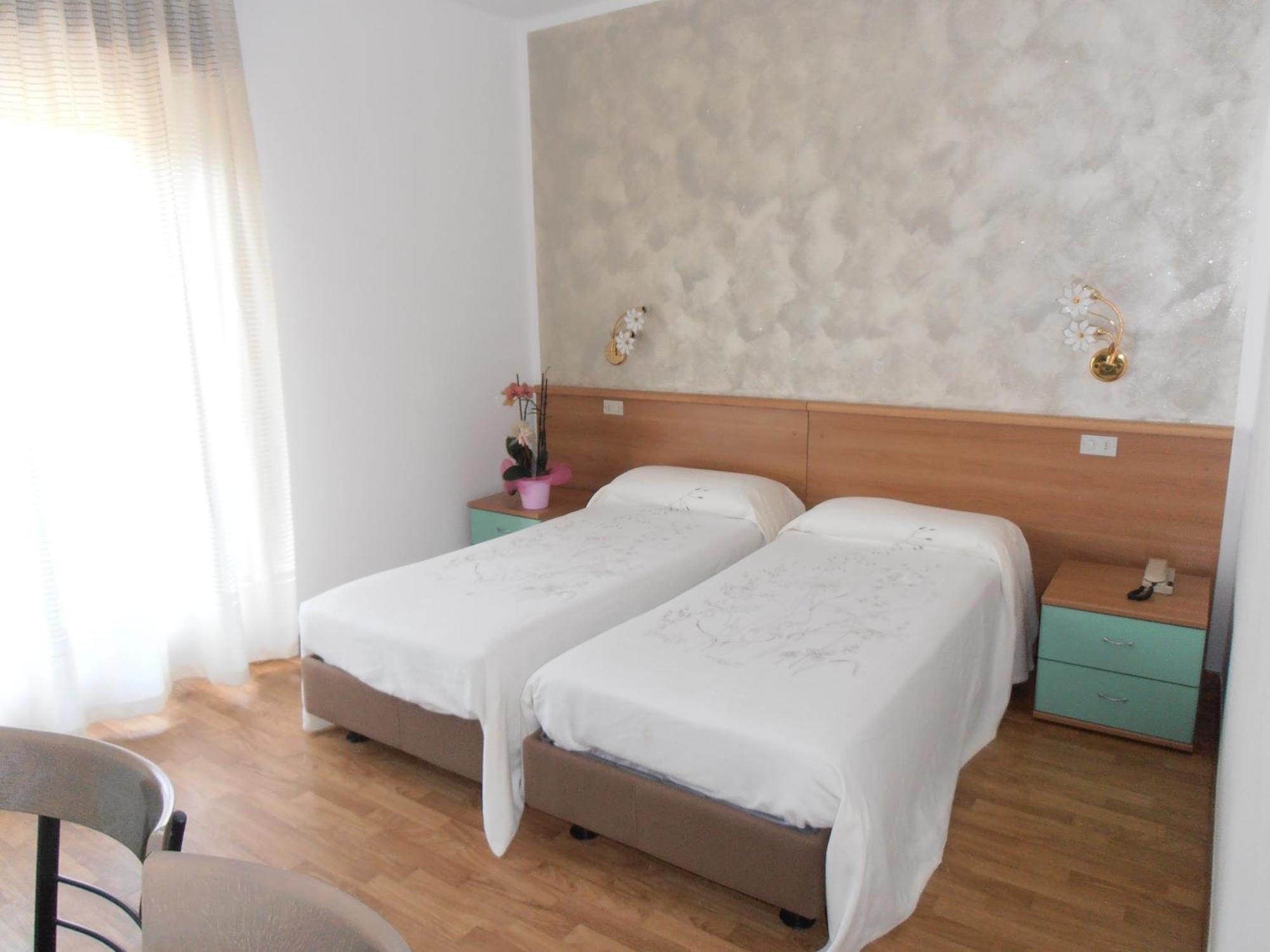Locanda Ridevert Hotel Тионе ди Тренто Стая снимка
